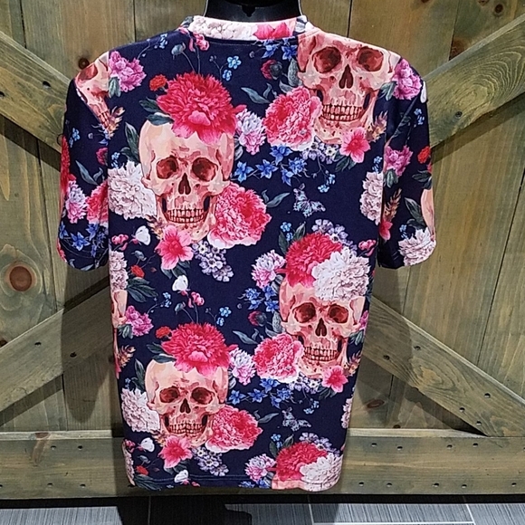 KYKU FLORAL SKULL SHIRT SIZE SMALL RED PINK ROSES Day Of The Dead - Picture 5 of 8